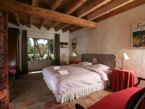 Mas De La Forge Villa Arles Room photo